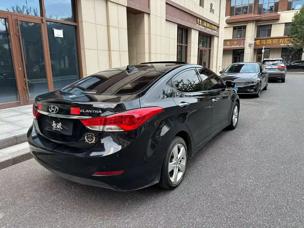 HYUNDAI ELANTRA 2014