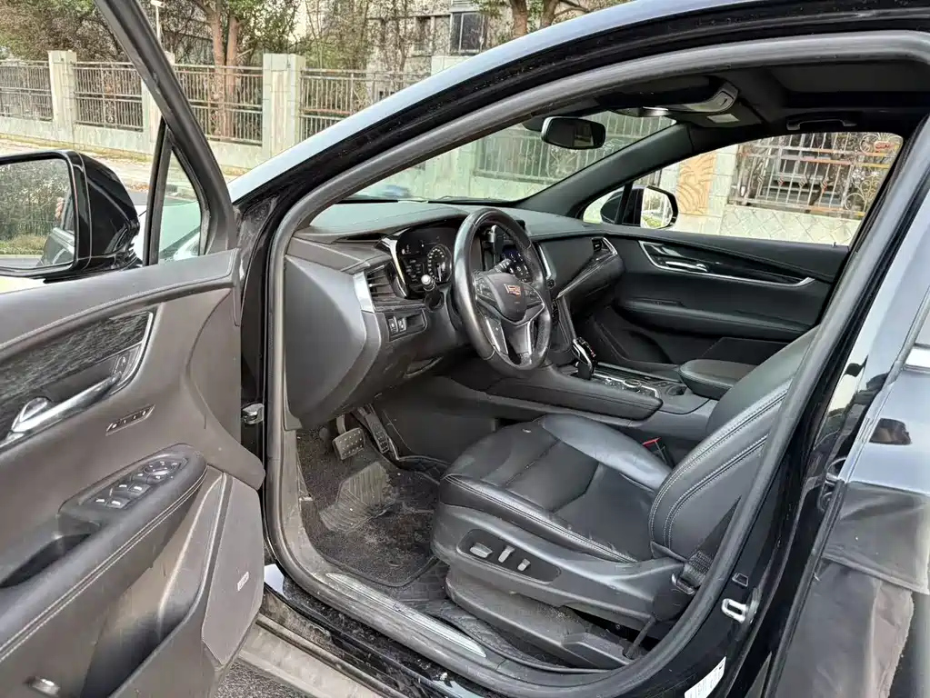 CADILLAC XT5 2019