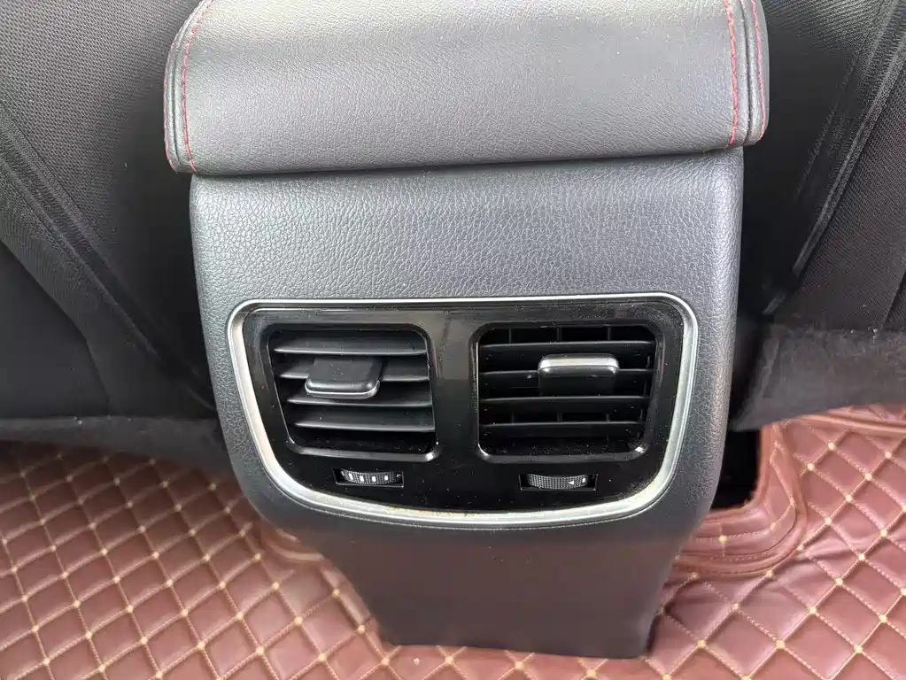 HAVAL M6 2019
