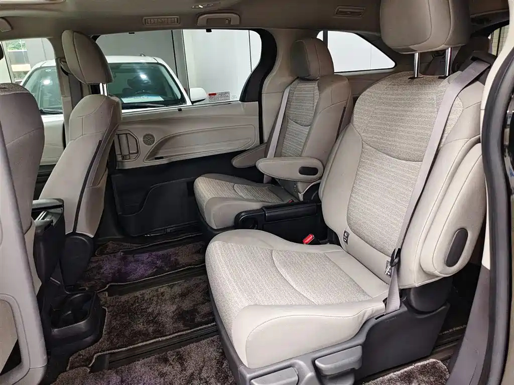 TOYOTA SIENNA SIENNA 2023