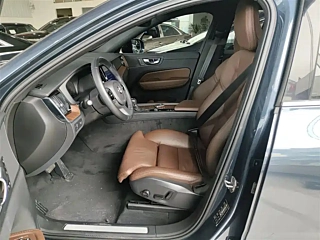 VOLVO XC60 2021 YEAR T5 4WD DELUXE EDITION 2021