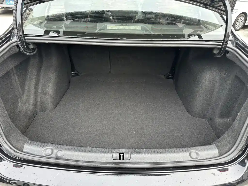 VOLKSWAGEN LAVIDA 2018