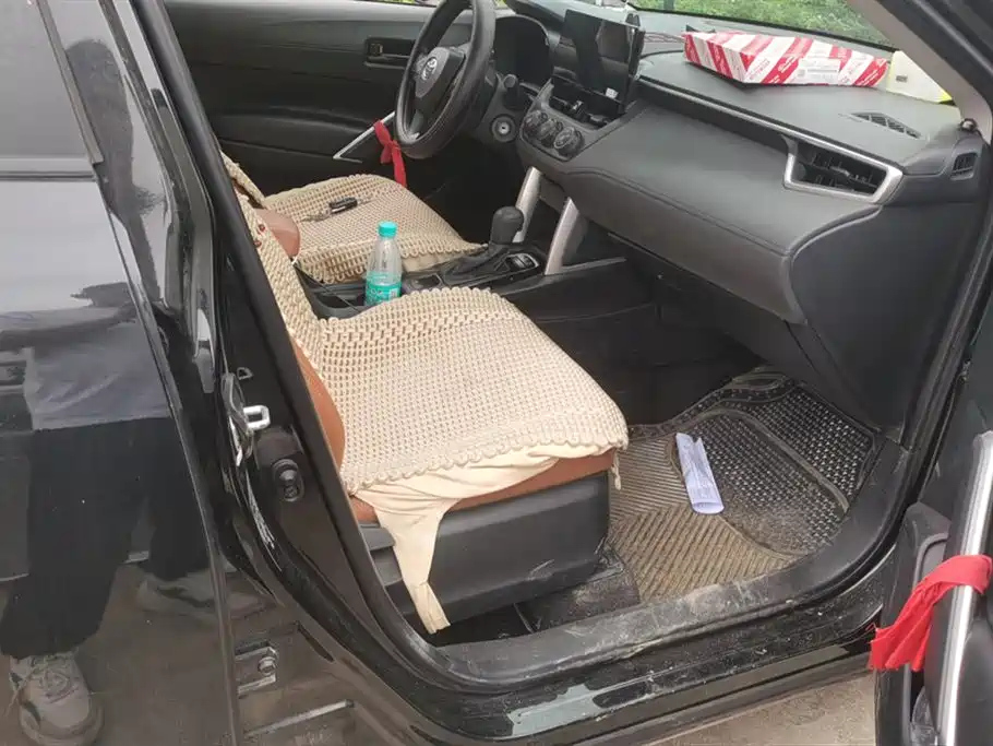 TOYOTA COROLLA CROSS 2023