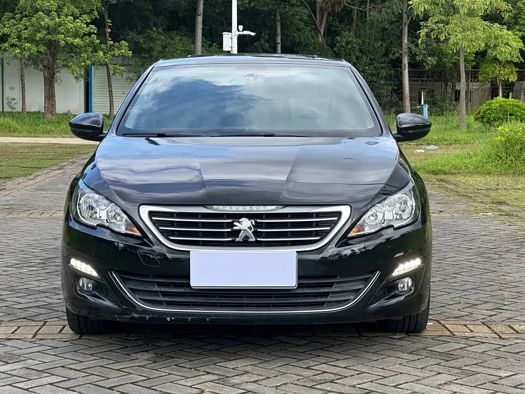 PEUGEOT 408 2014
