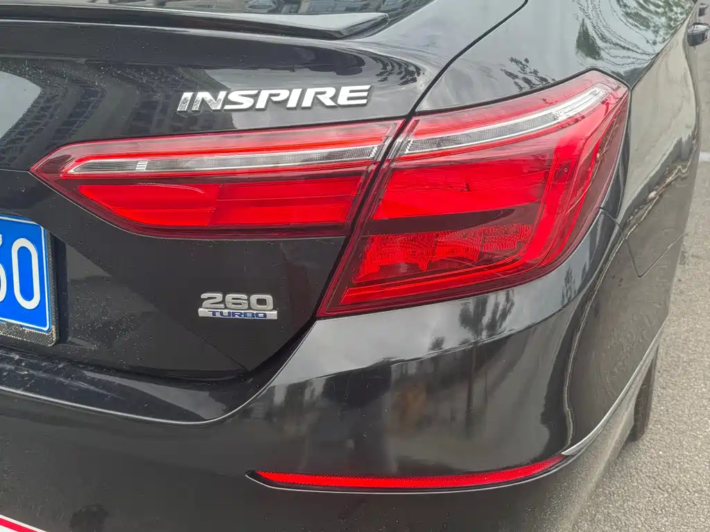 HONDA INSPIRE 2019