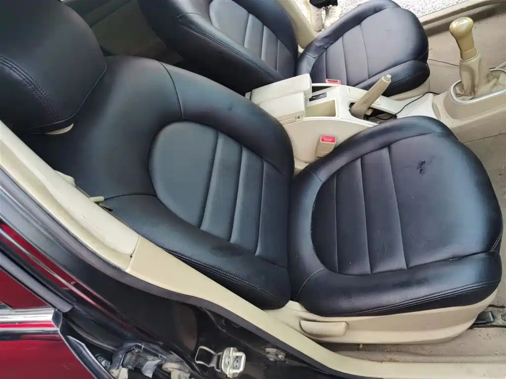 NISSAN SYLPHY 2018