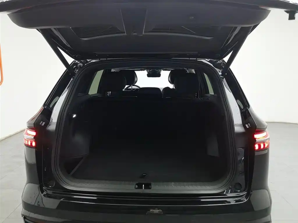 GEELY AUTO MONJARO 2025