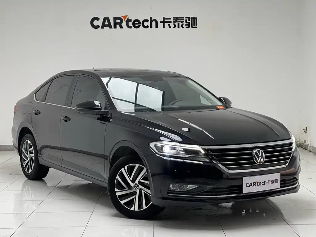 VOLKSWAGEN LAVIDA 2022