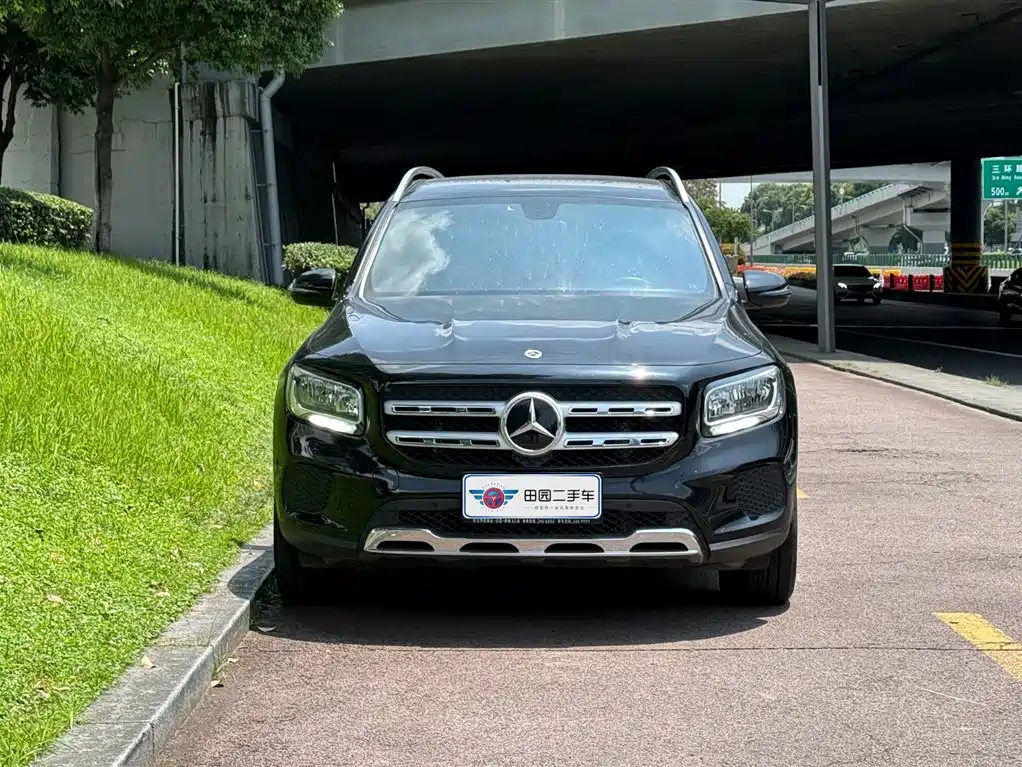 MERCEDES BENZ GLB 2021