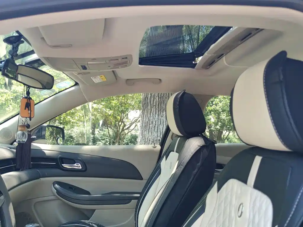 CHEVROLET MALIBU 2015