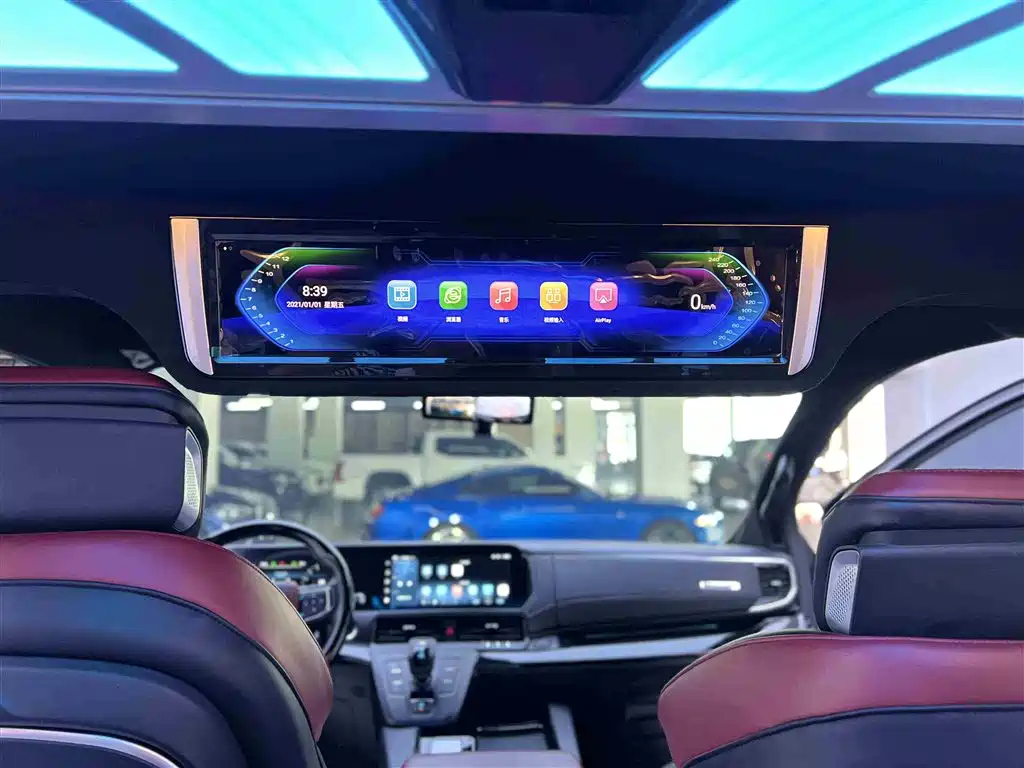 FORD TOUREO 2023
