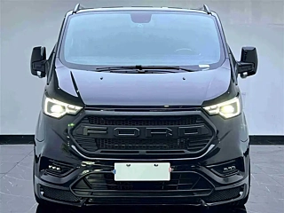 FORD TOUREO 2023