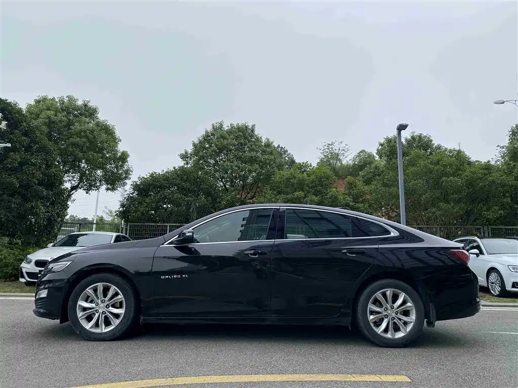 CHEVROLET MALIBU XL 2022
