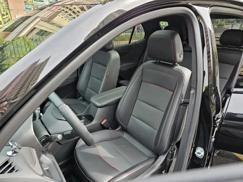 CHEVROLET EXPLORER 2024