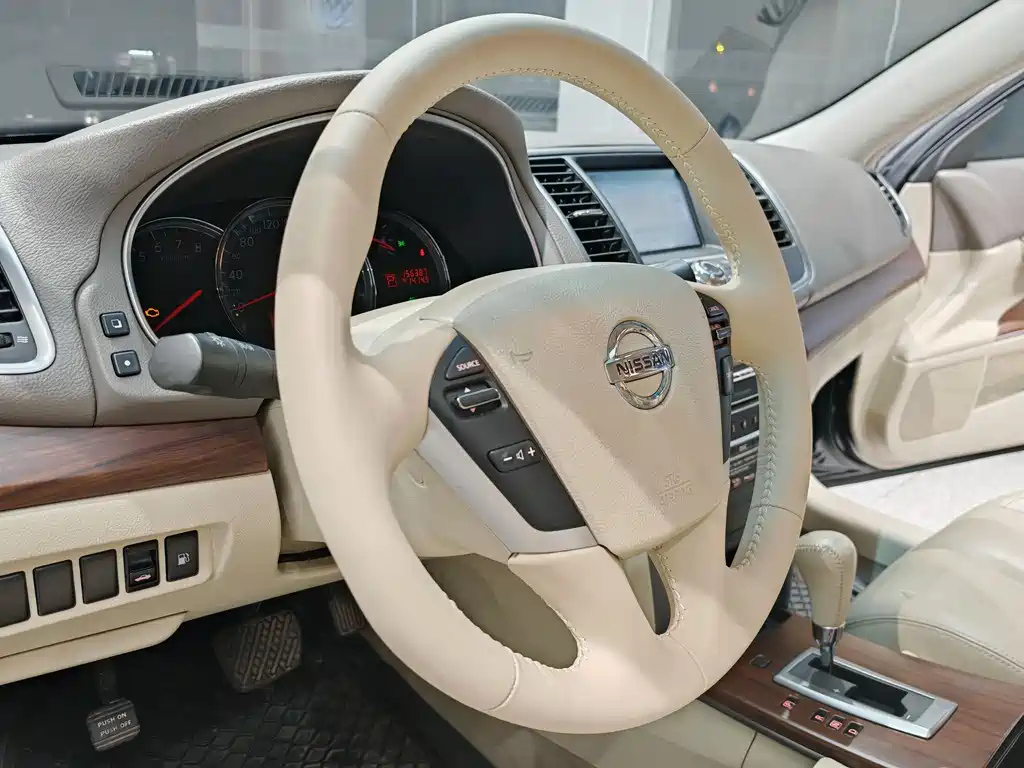 NISSAN TEANA 2008