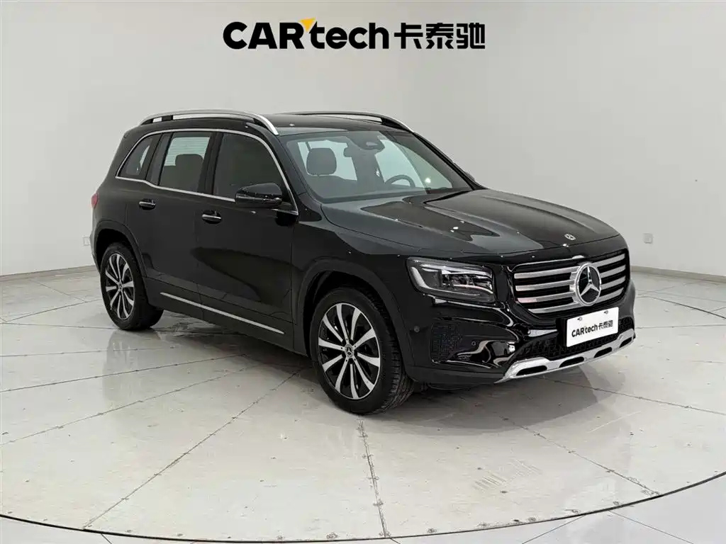 MERCEDES BENZ GLB 2025