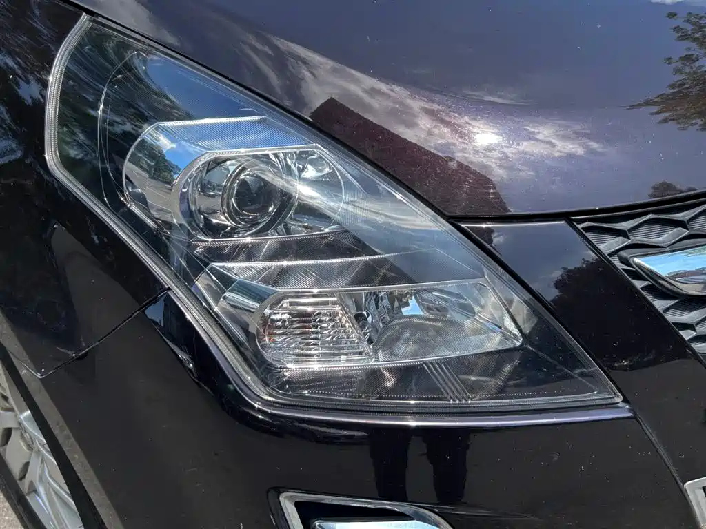 MAZDA 8 2013