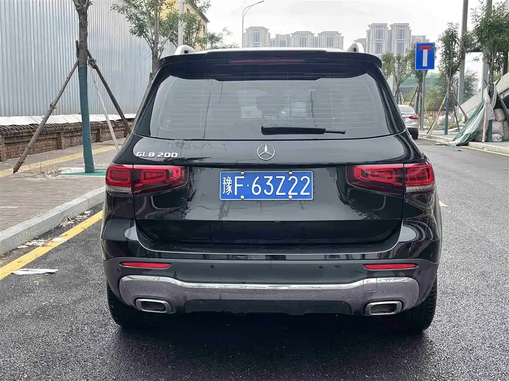 MERCEDES BENZ GLB 2022