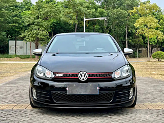 VOLKSWAGEN GOLF GTI 2011