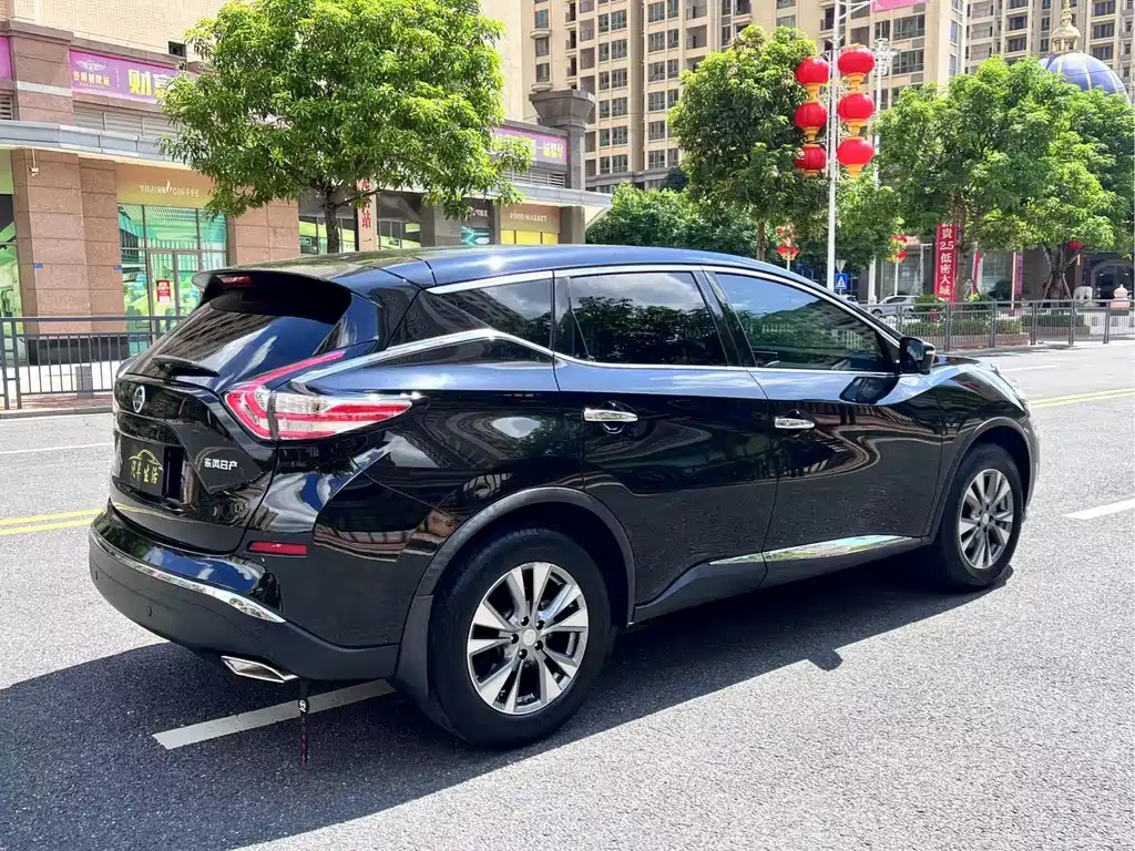 NISSAN MURANO 2018