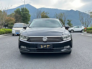 VOLKSWAGEN MAGOTAN 2019