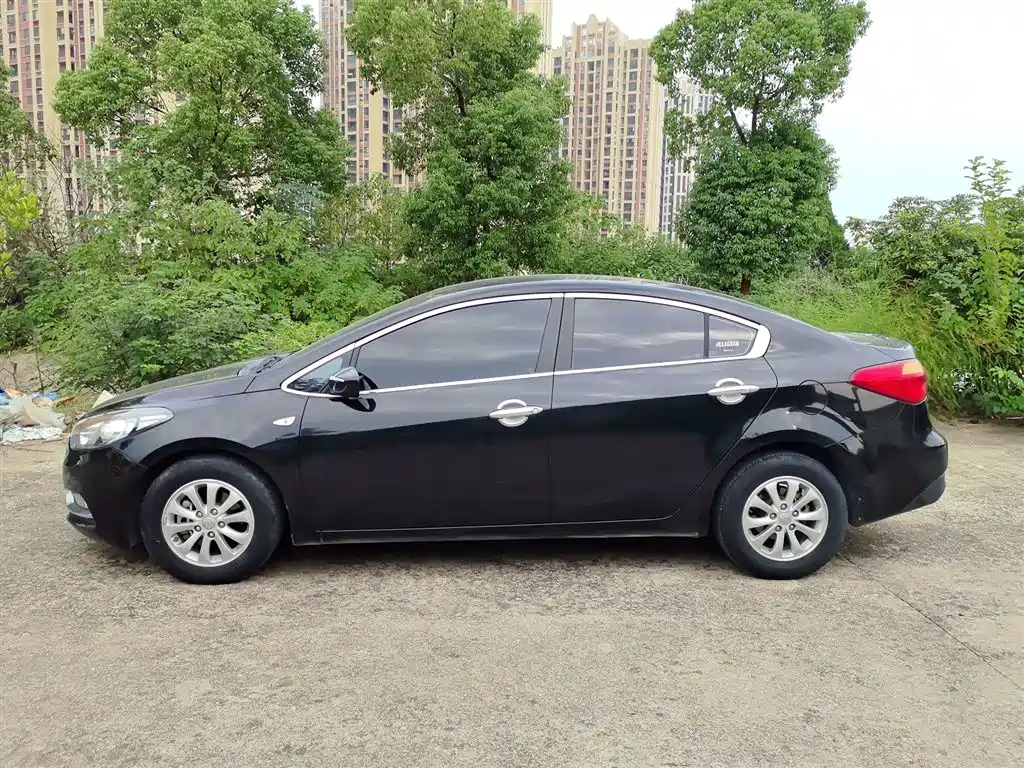 KIA K3 2015