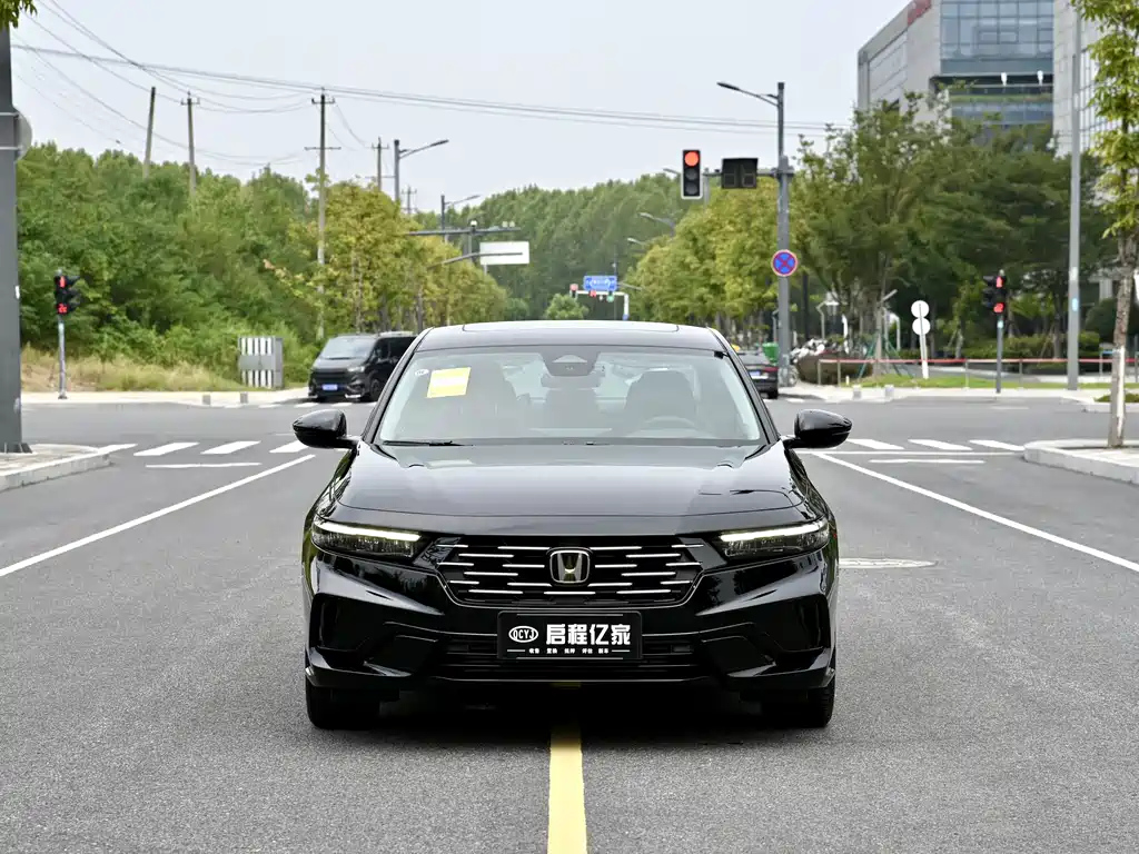 HONDA ACCORD 2025