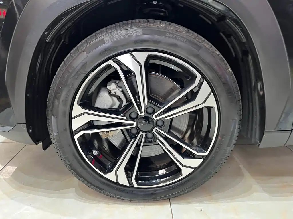 GEELY GALAXY GALAXY L7 2023