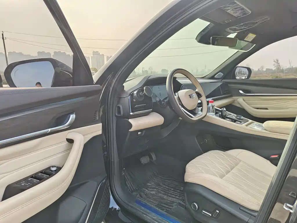 GEELY AUTO MONJARO 2025