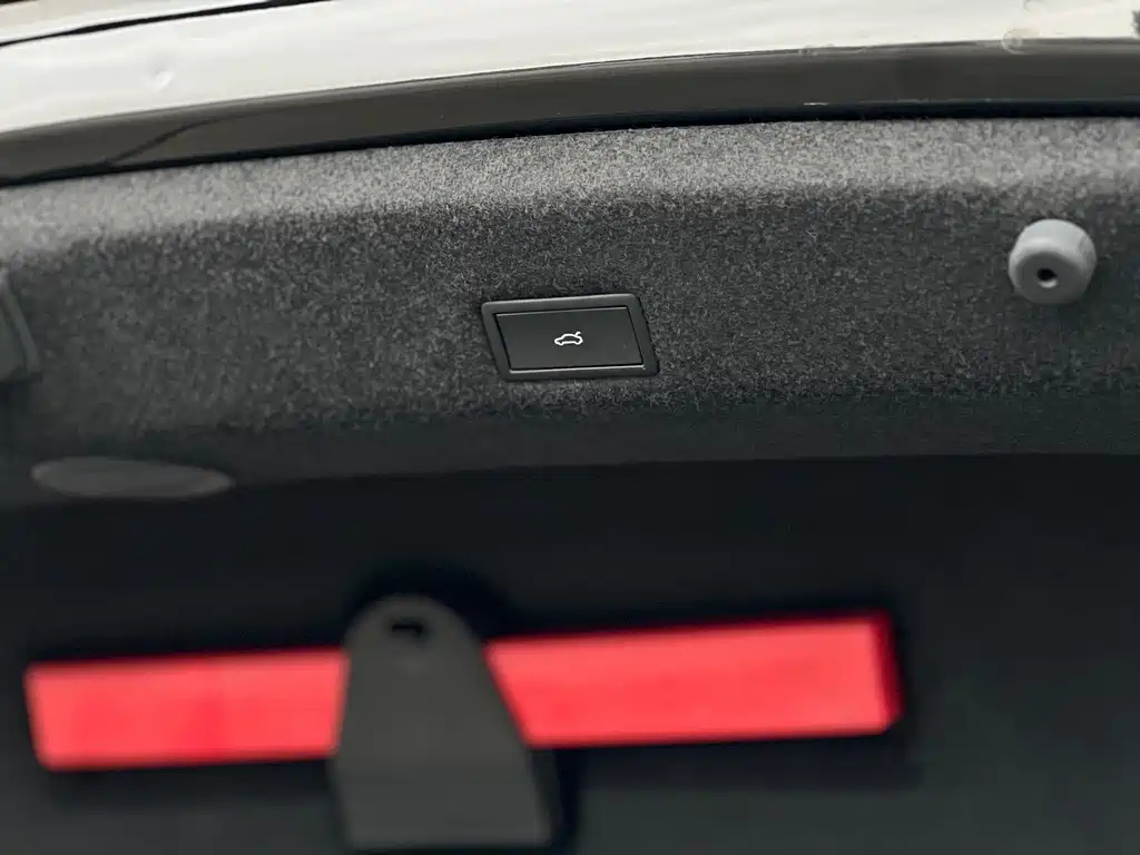 VOLKSWAGEN MAGOTAN 2025