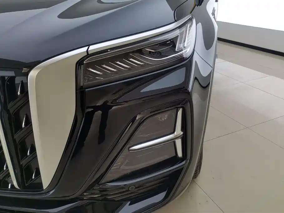 HONGQI HS5 2025
