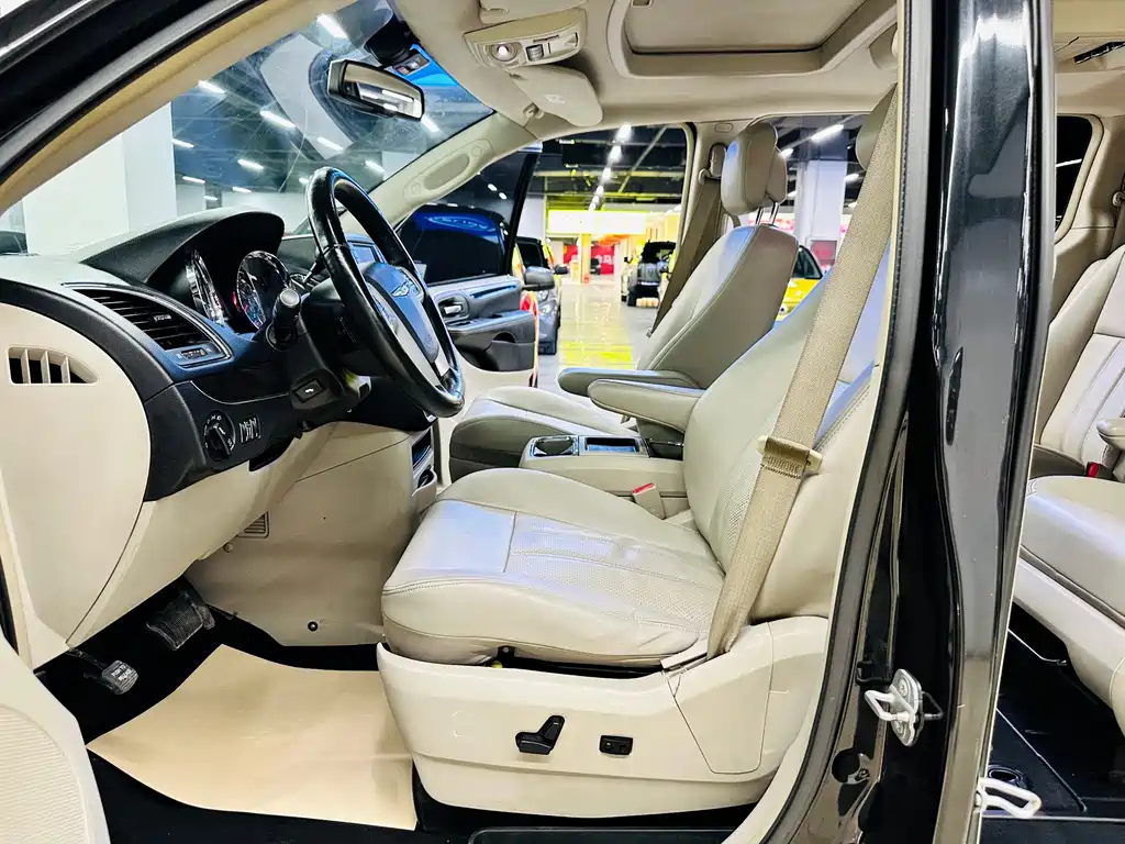 CHRYSLER BIG 捷龙 IMPORT 2014