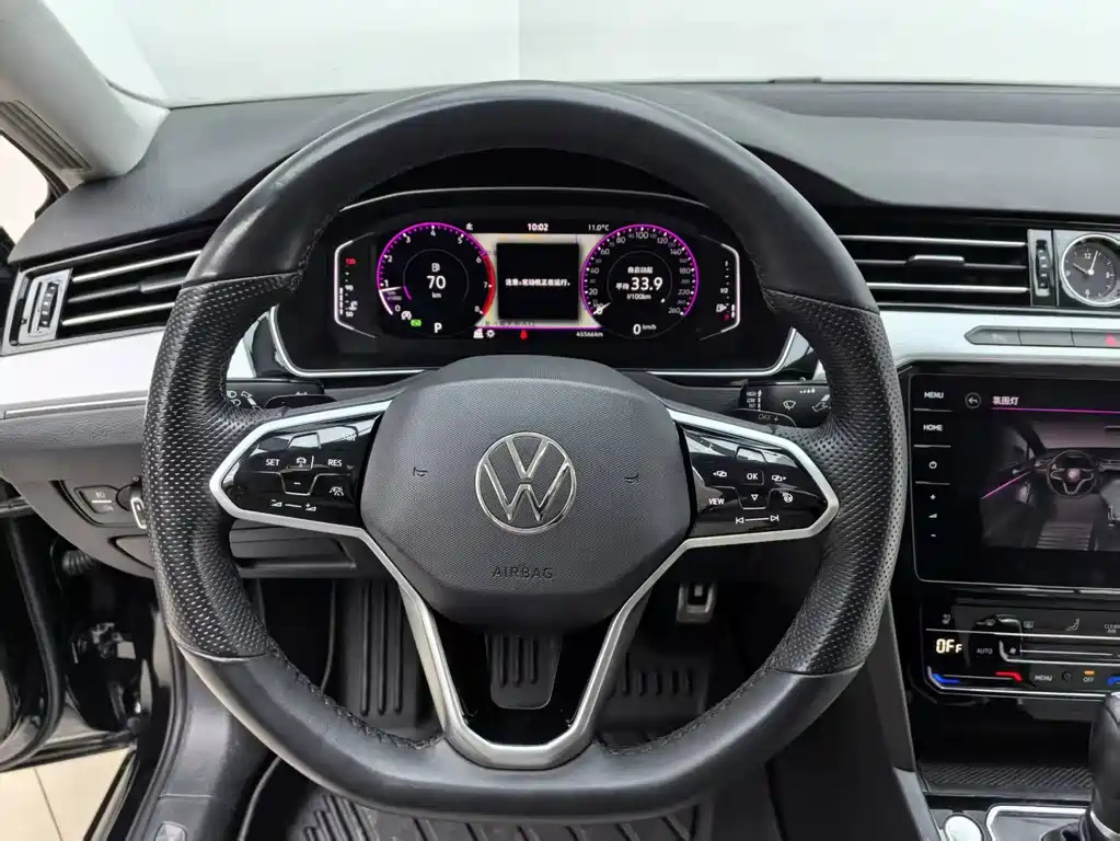 VOLKSWAGEN MAGOTAN 2022