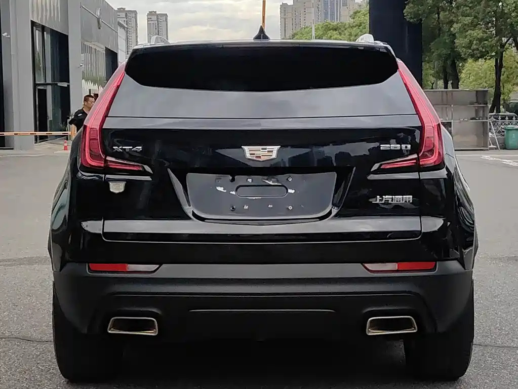 CADILLAC XT4 2021