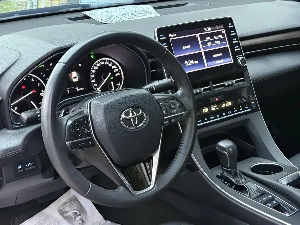 TOYOTA AVALON 2020