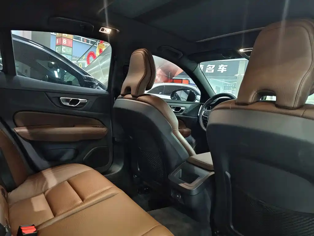 VOLVO S60 2022