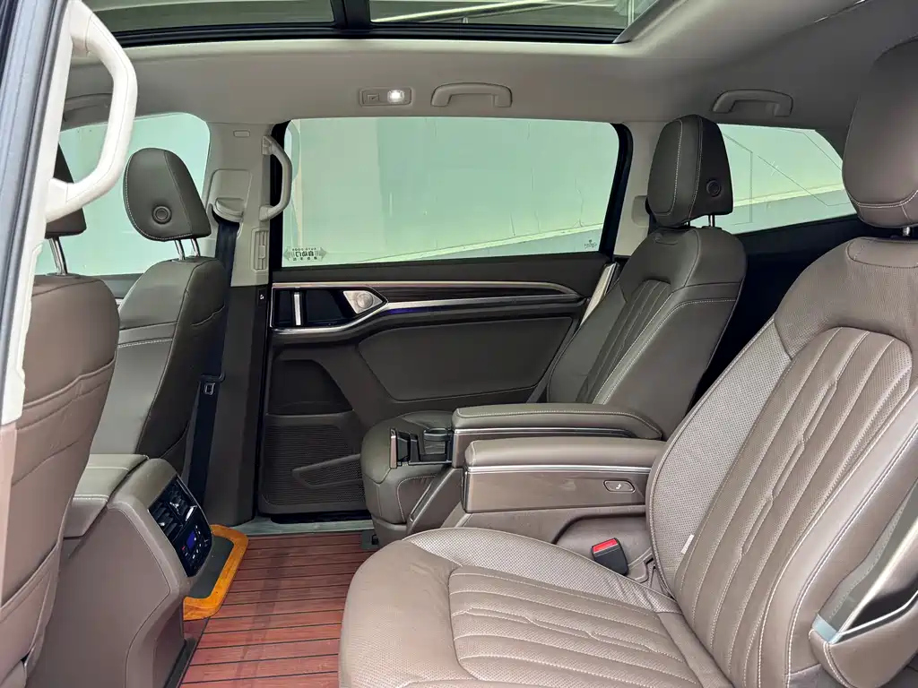 VOLKSWAGEN VILORAN 2021