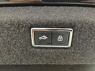 VOLKSWAGEN PHIDEON  2021 YEAR 380TSI DELUXE EDITION 2021