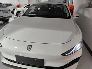 Заказать ROEWE D7