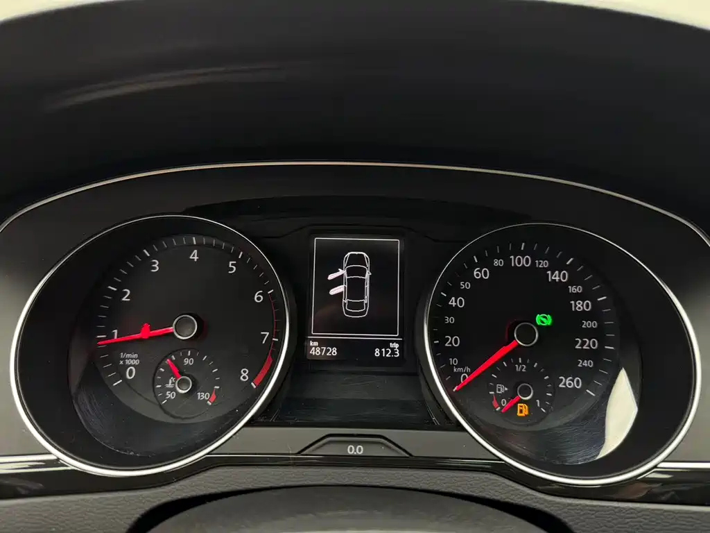 VOLKSWAGEN MAGOTAN 2018