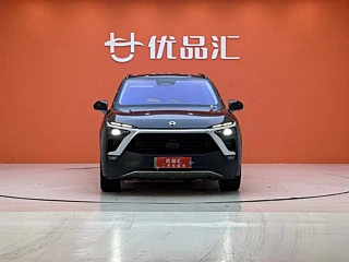 NIO ES8  2018