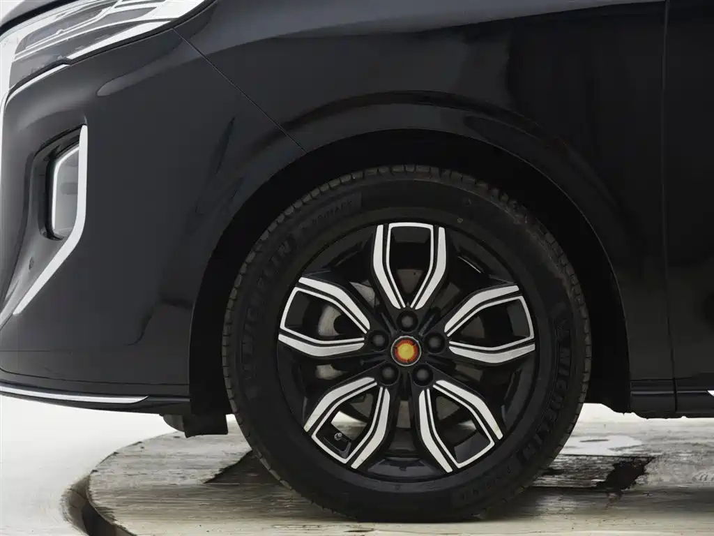 HONGQI HQ9 2023