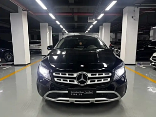 MERCEDES BENZ GLA 2017