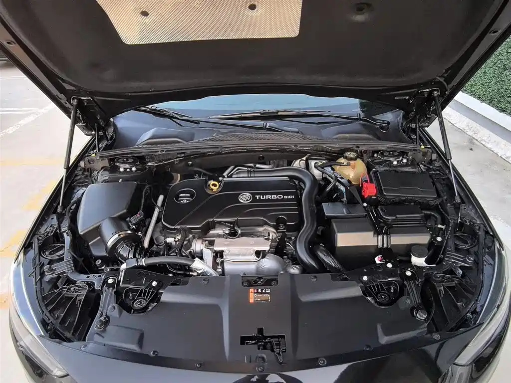 BUICK REGAL 2019