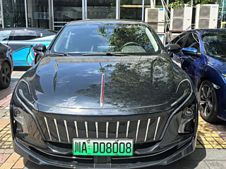 HONGQI E-QM5 2021