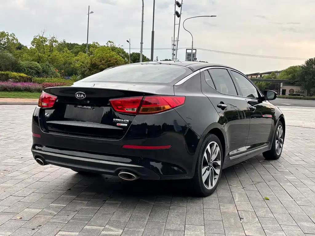 KIA K5 2015