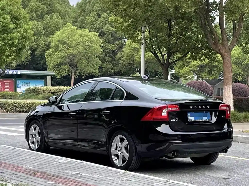 VOLVO S60 IMPORT 2012