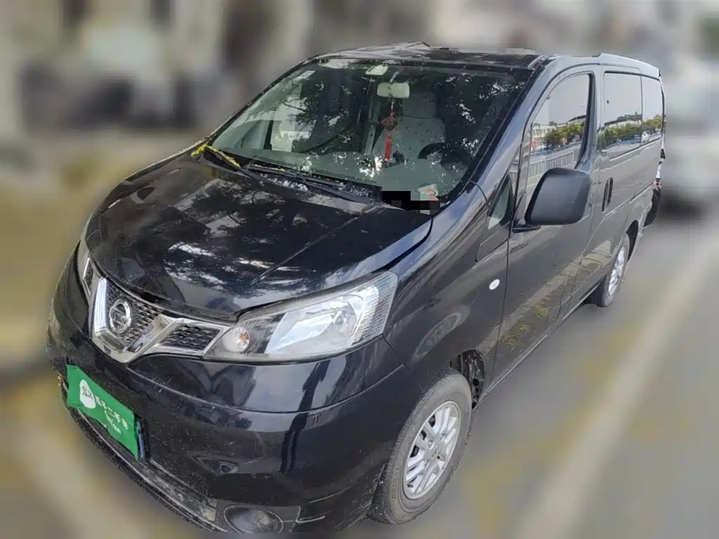 NISSAN NV200 2015