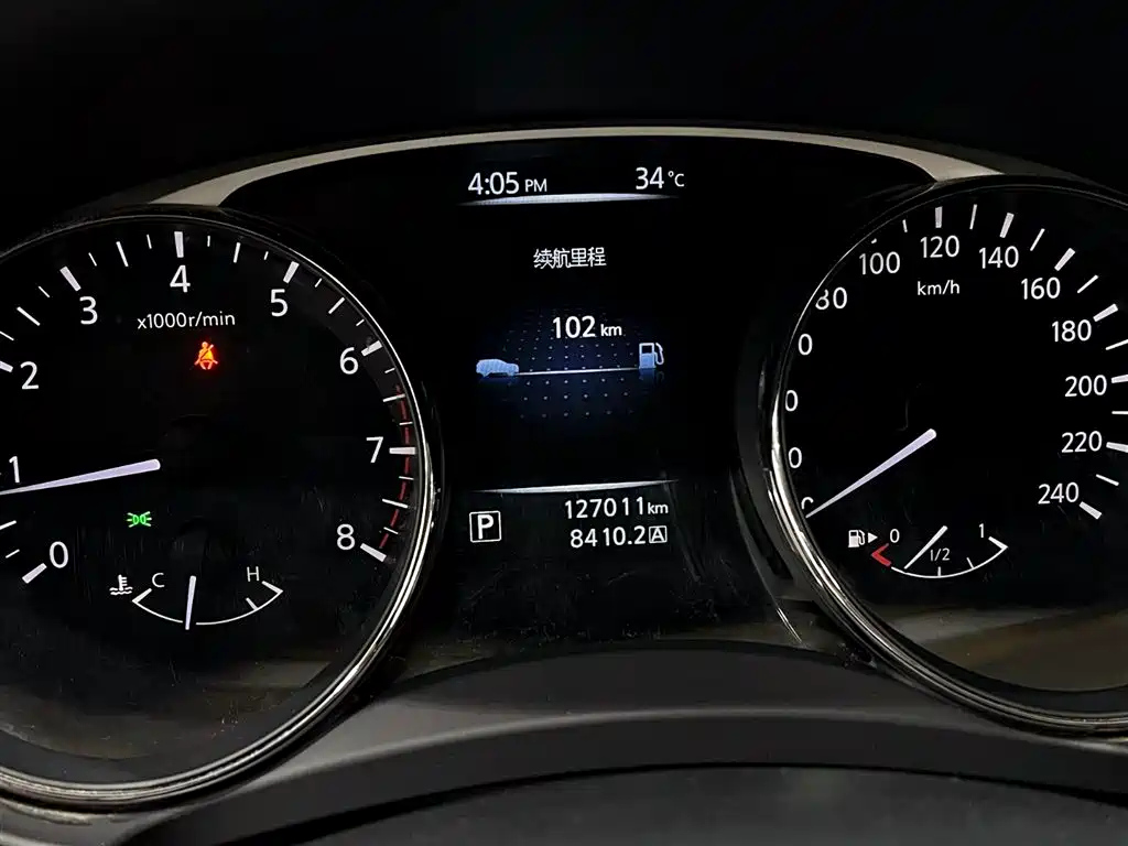 NISSAN X-TRAIL 2015