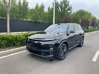 LI AUTO L8  2025 YEAR MAX INTELLIGENT  EDITION 2025